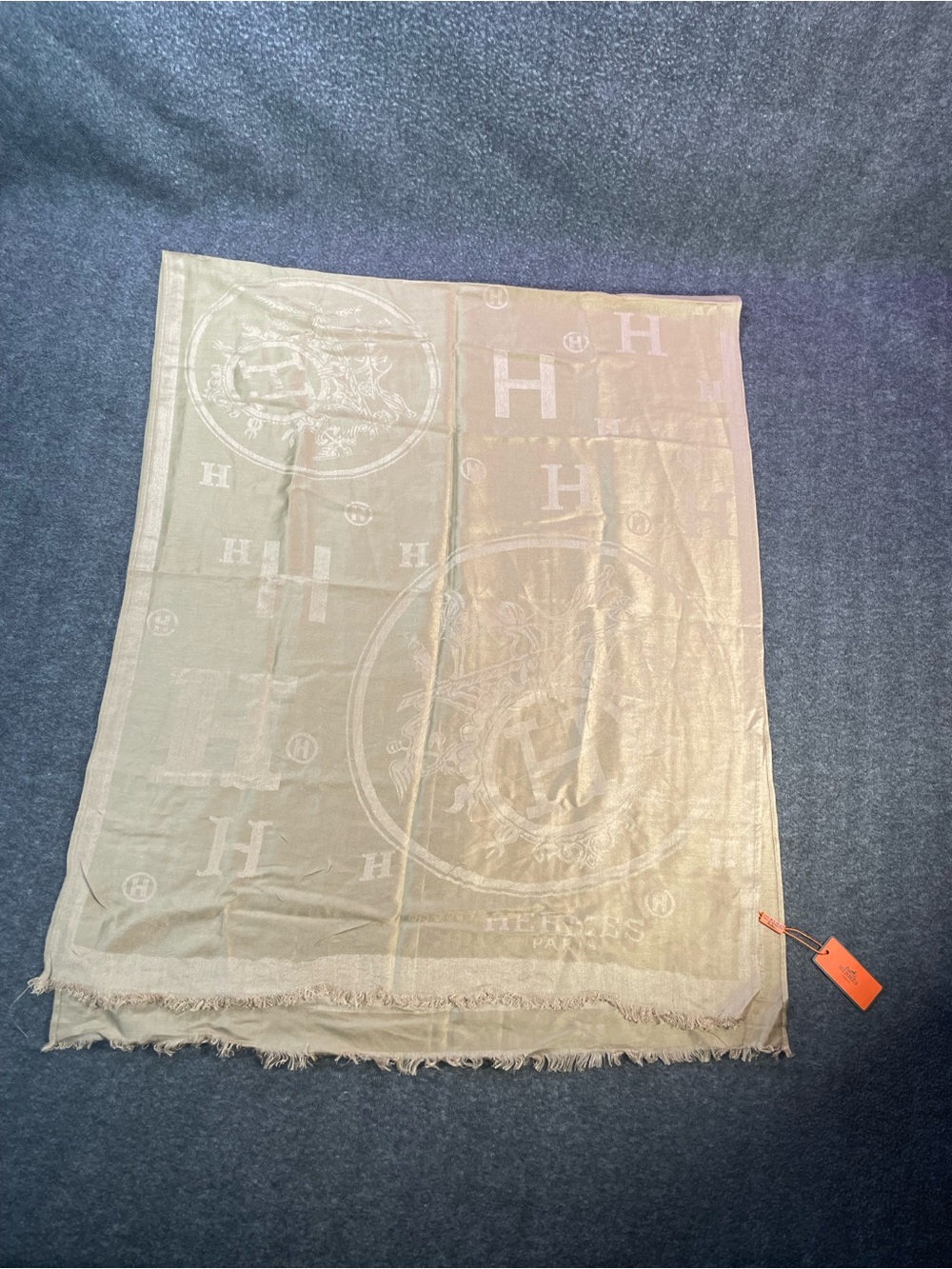 HERMES New Libris Stole Wrap Scarf Shawl Cashmere Silk Beige Brand New W Tag